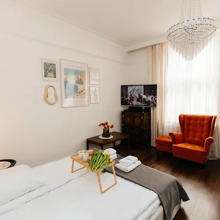 Appartamento Maya's Flats & 31 - Z Dwiema Sypialniami Two Bedrooms Ogarna Str Old Town
