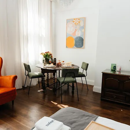 Appartamento Maya's Flats & 31 - Z Dwiema Sypialniami Two Bedrooms Ogarna Str Old Town *