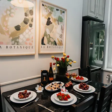 Maya's Flats & 31 - Z Dwiema Sypialniami Two Bedrooms Ogarna Str Old Town