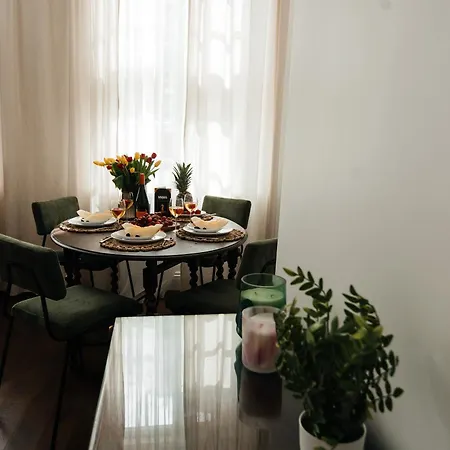 아파트 Maya's Flats & 31 - Z Dwiema Sy 그단스크