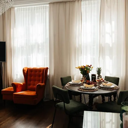 Διαμέρισμα Maya's Flats & 31 - Z Dwiema Sy *