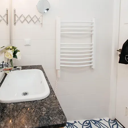 Appartamento Maya's Flats 31 - Double Bedroom In Old Town