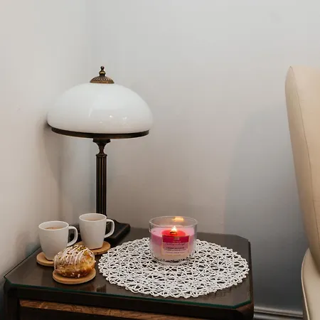 Maya's Flats 31 - Double Bedroom In Old Town Appartamento Danzica