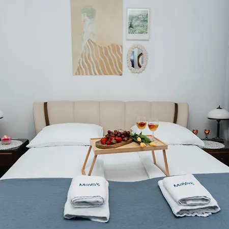 Maya's Flats 31 - Double Bedroom In Old Town Apartamento *