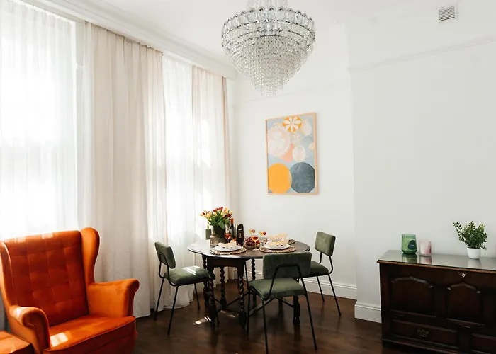 Maya's Flats & 31 - Z Dwiema Sy Apartamento *