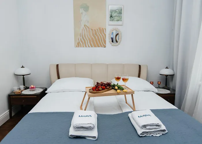 Maya's Flats & 31 - Z Dwiema Sy Apartamento *