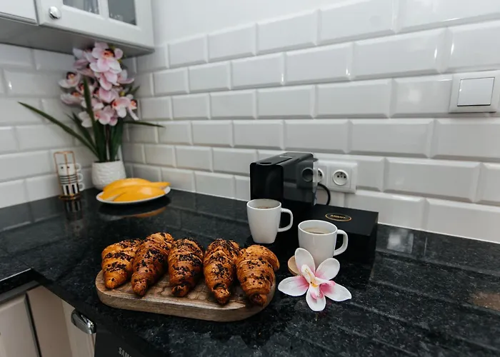 Maya's Flats & 31 - Z Dwiema Sy Apartamento